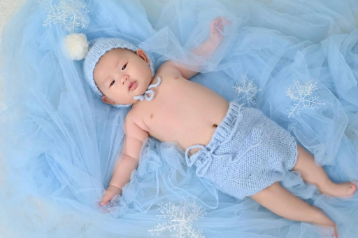 桂林满月宝宝放屁臭 桂林满月宝宝放屁臭